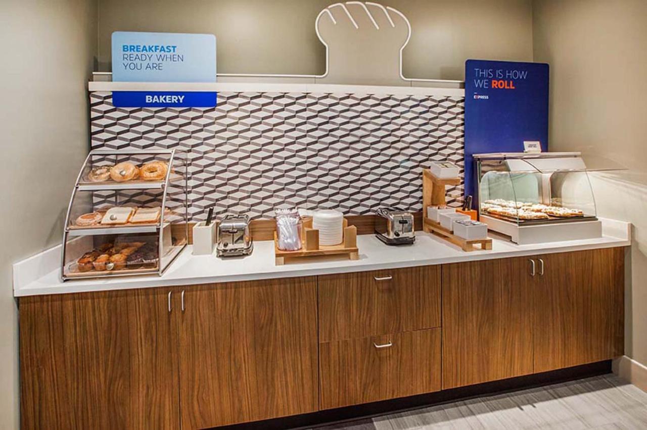 Holiday Inn Express Independence - Kansas City By Ihg Luaran gambar