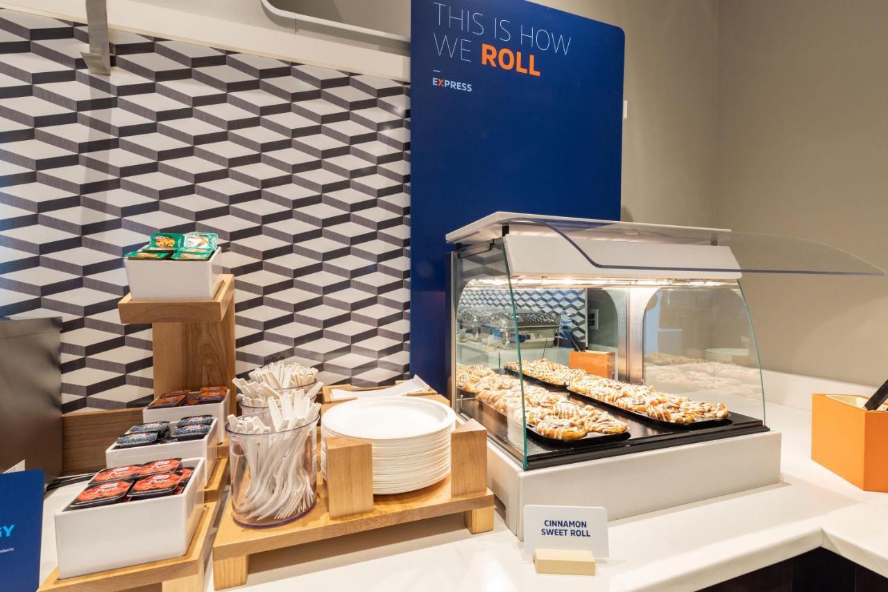 Holiday Inn Express Independence - Kansas City By Ihg Luaran gambar